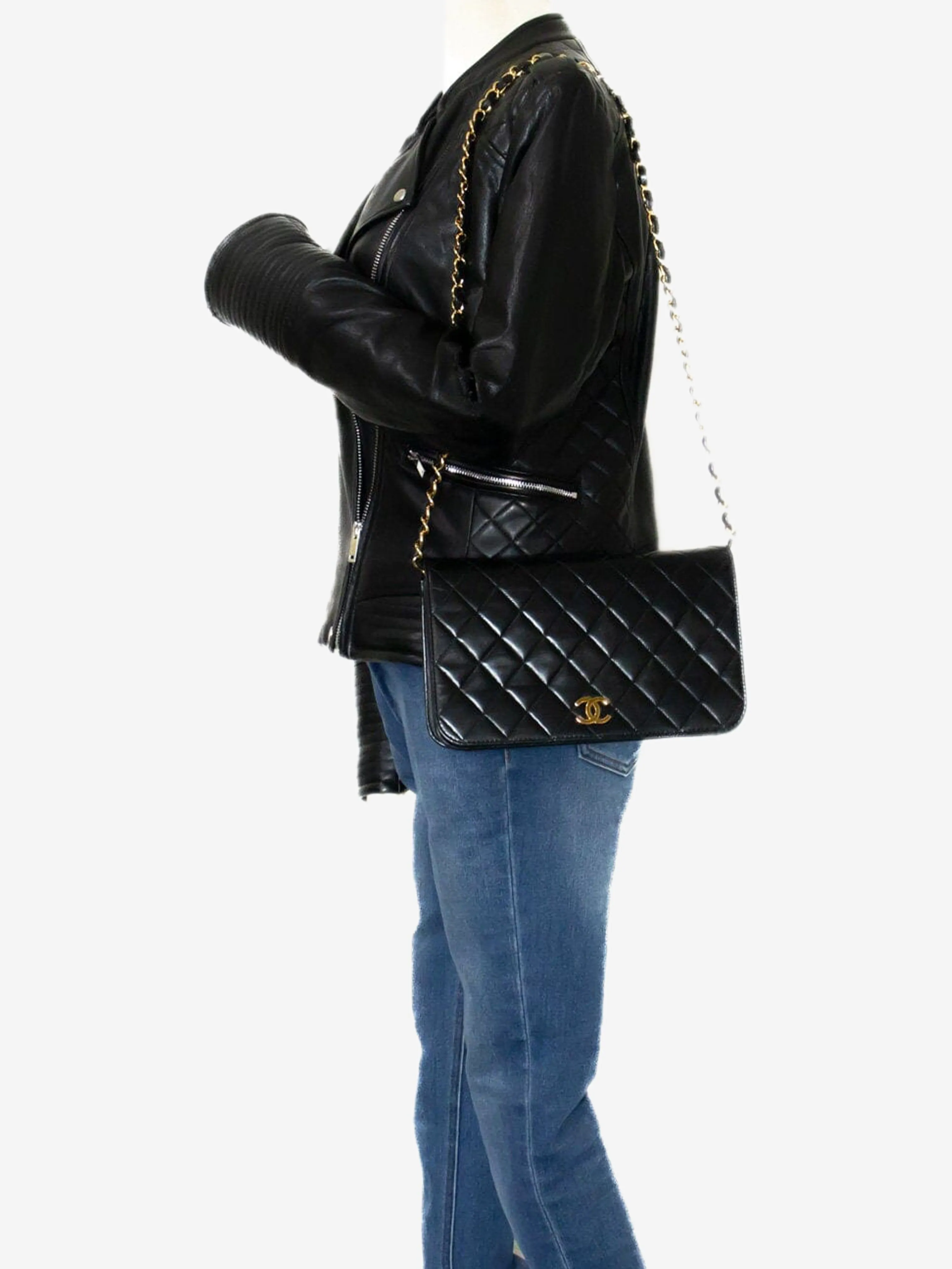 Black vintage 1997-1999 full-flap chain shoulder bag