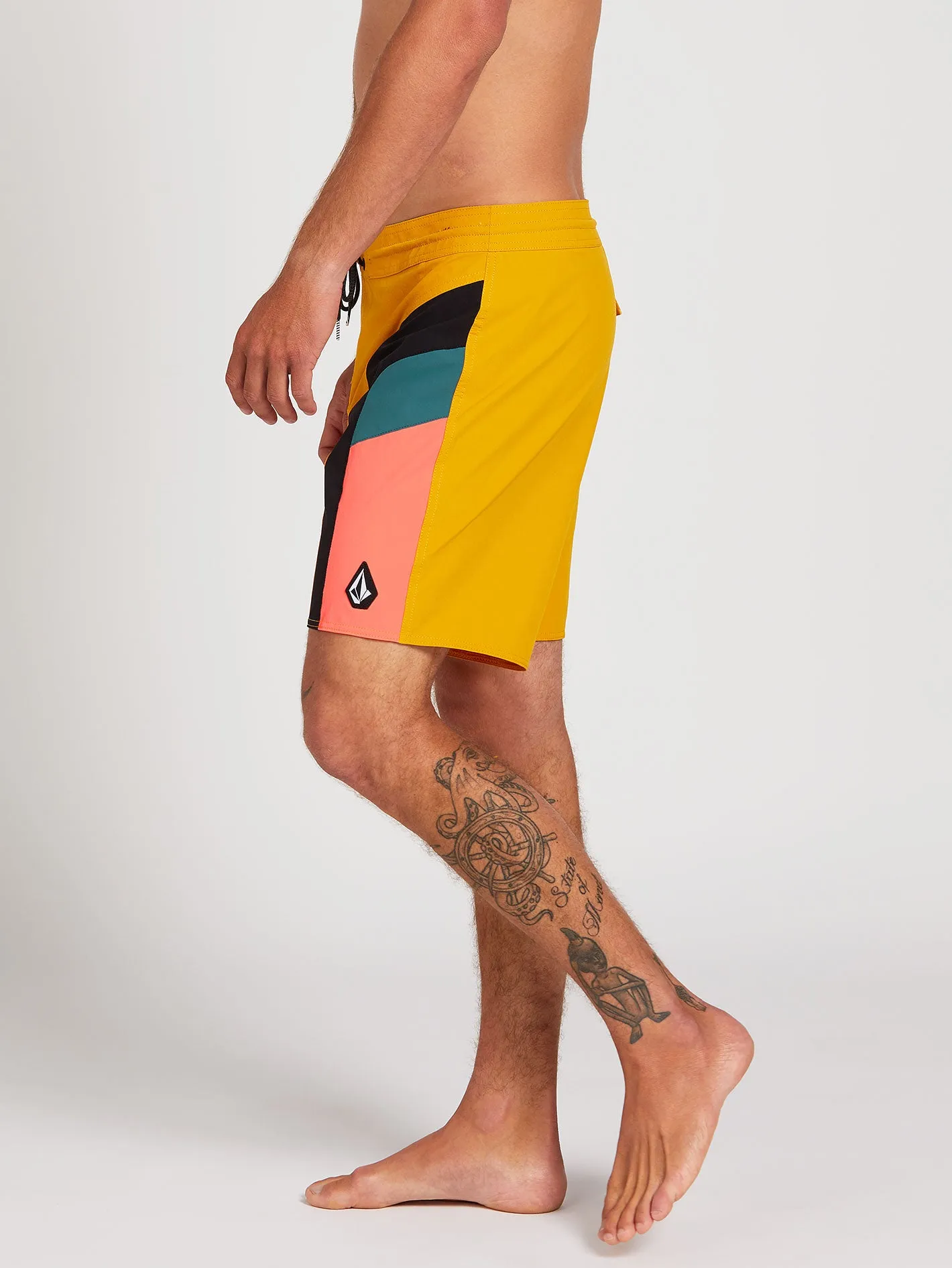 High Mark Stoneys Trunks - Mineral Yellow