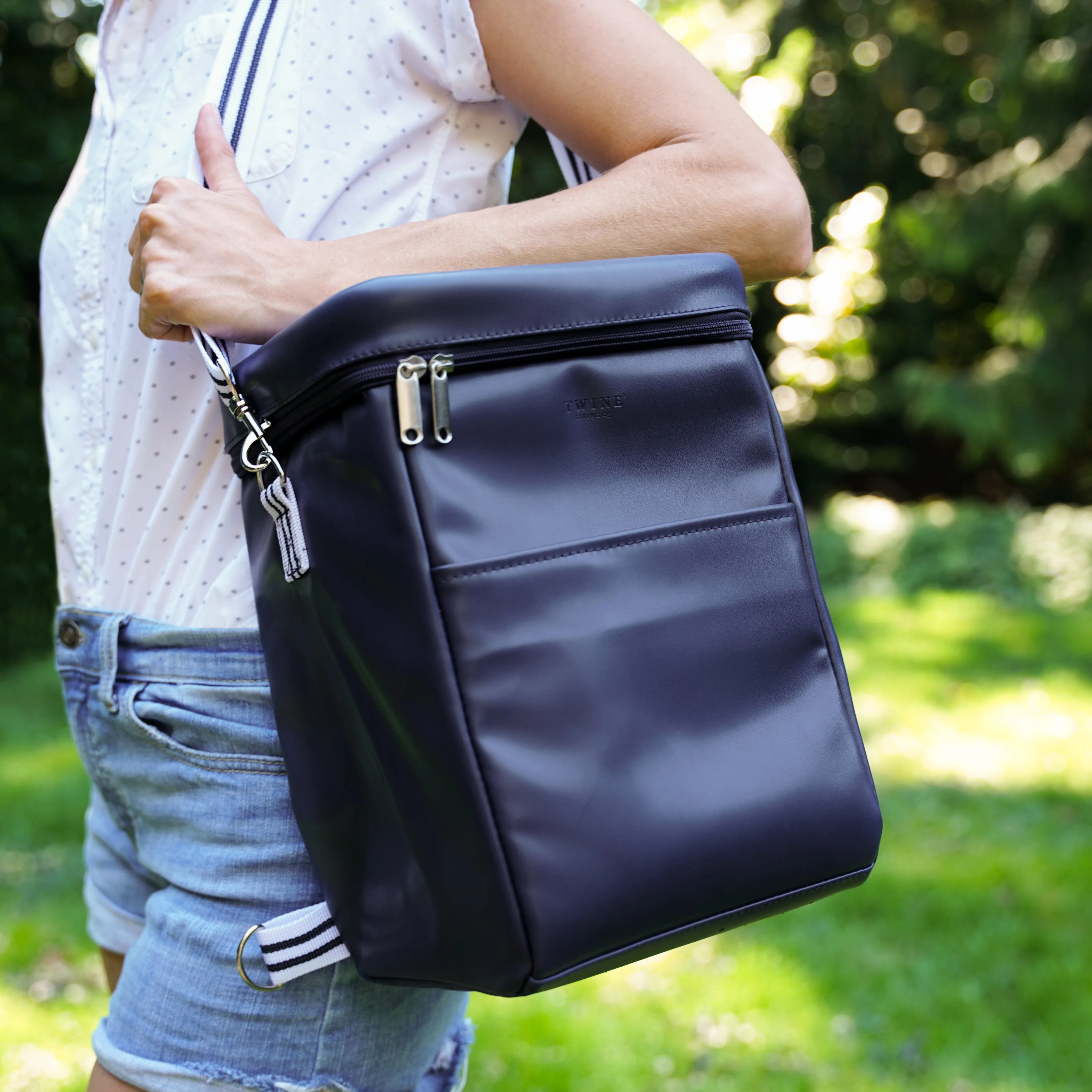 Insulated Cooler Backpack in Navy