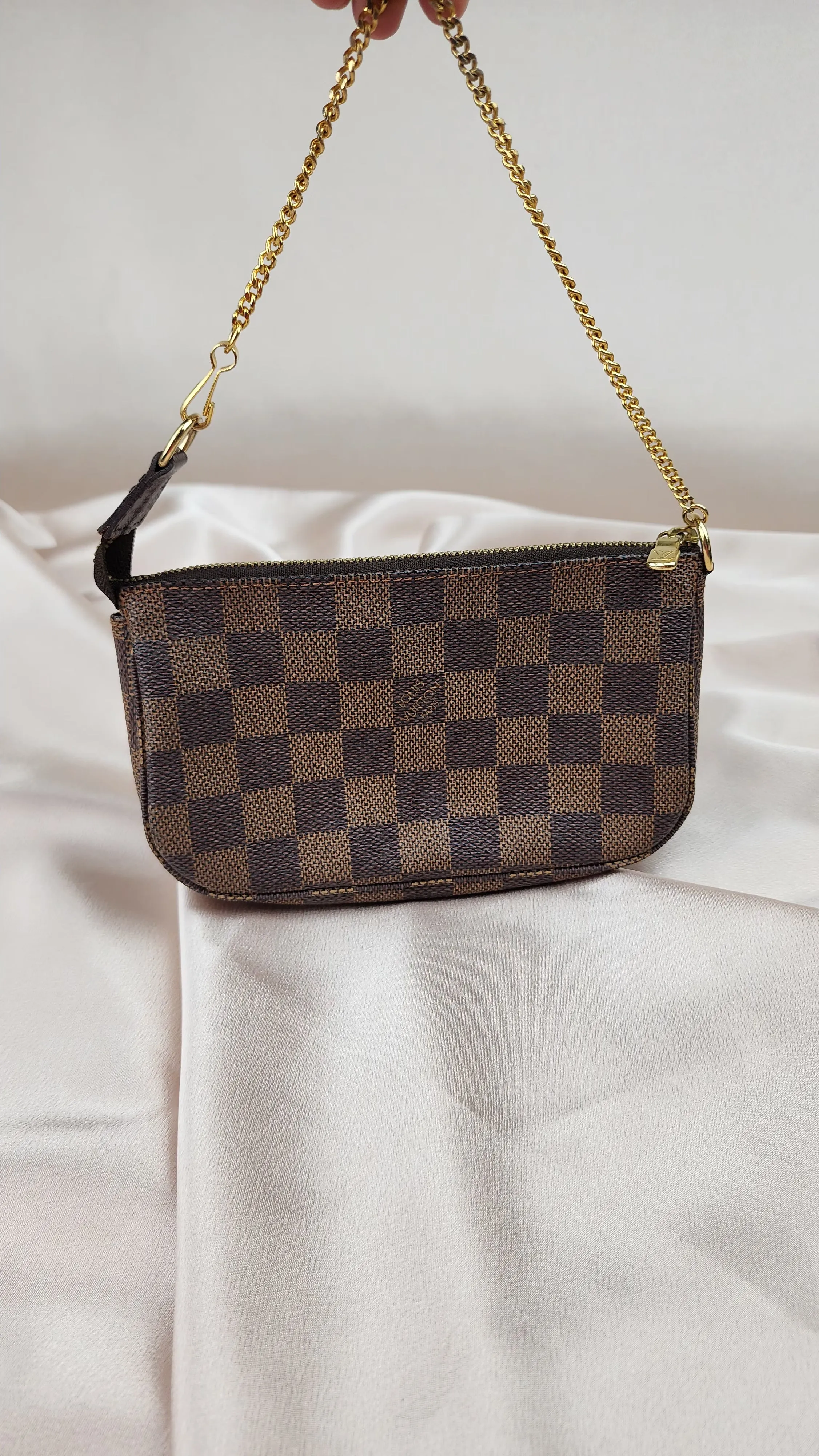 Louis Vuitton Damier Ebene Mini Bucket Pochette Accessoires Pouch - 1153