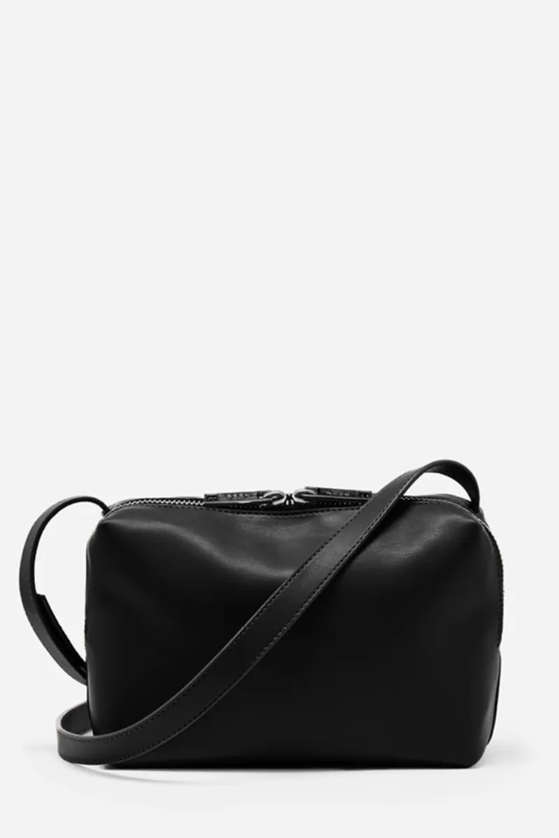 Rees Crossbody (Smooth)