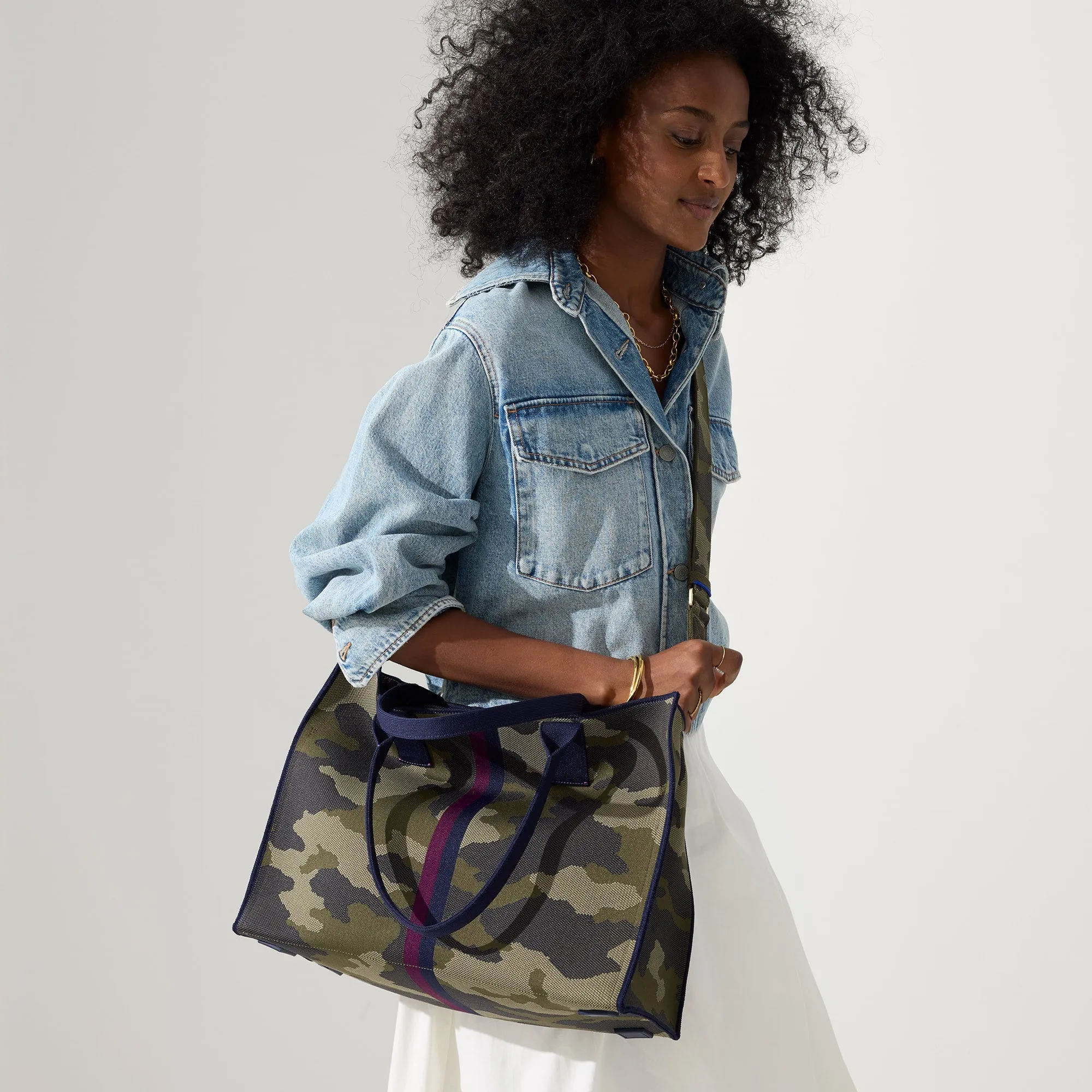 The Classic Tote - Spruce Camo