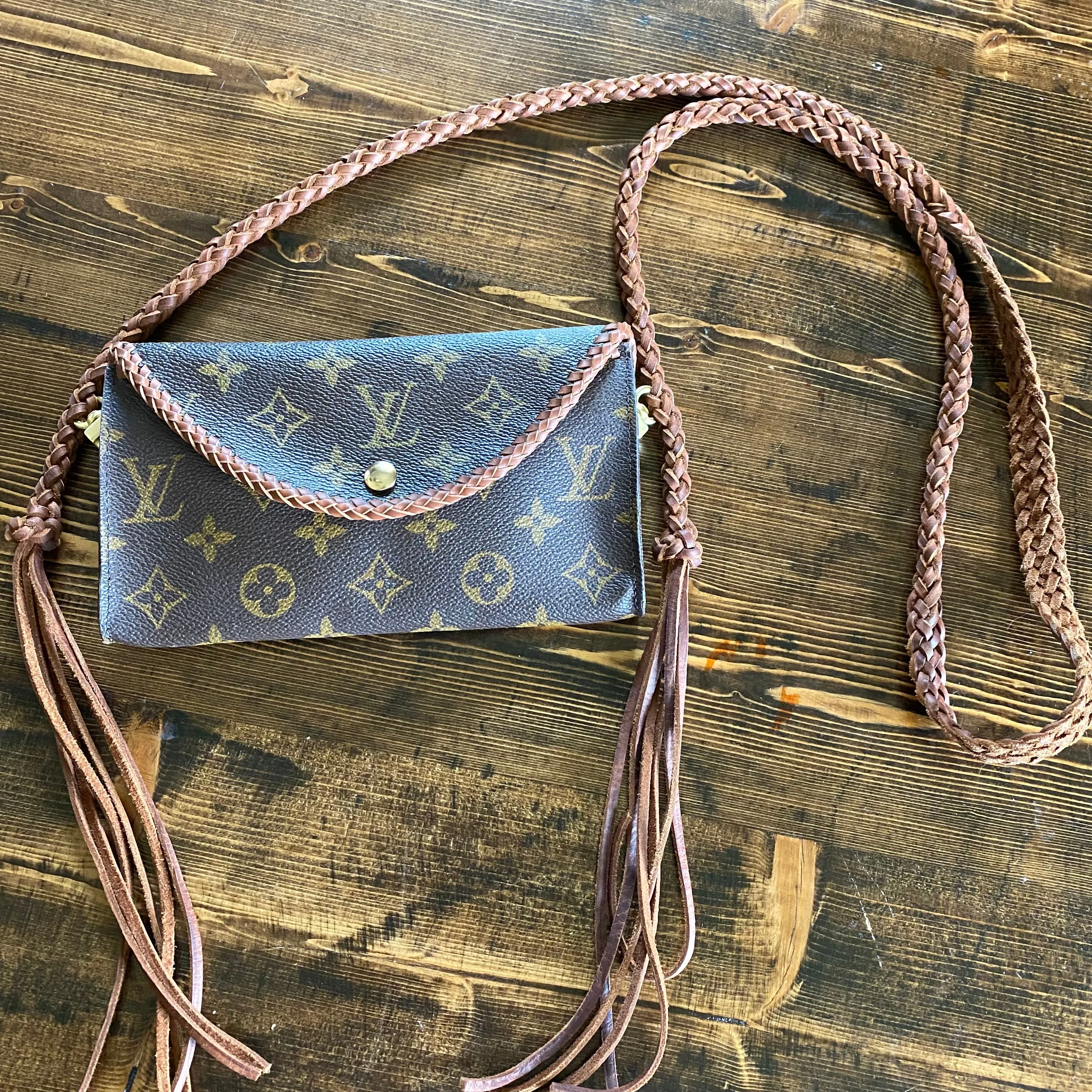 Vintage Whiskey Leather Crossbody Bag - The Junco Monogram