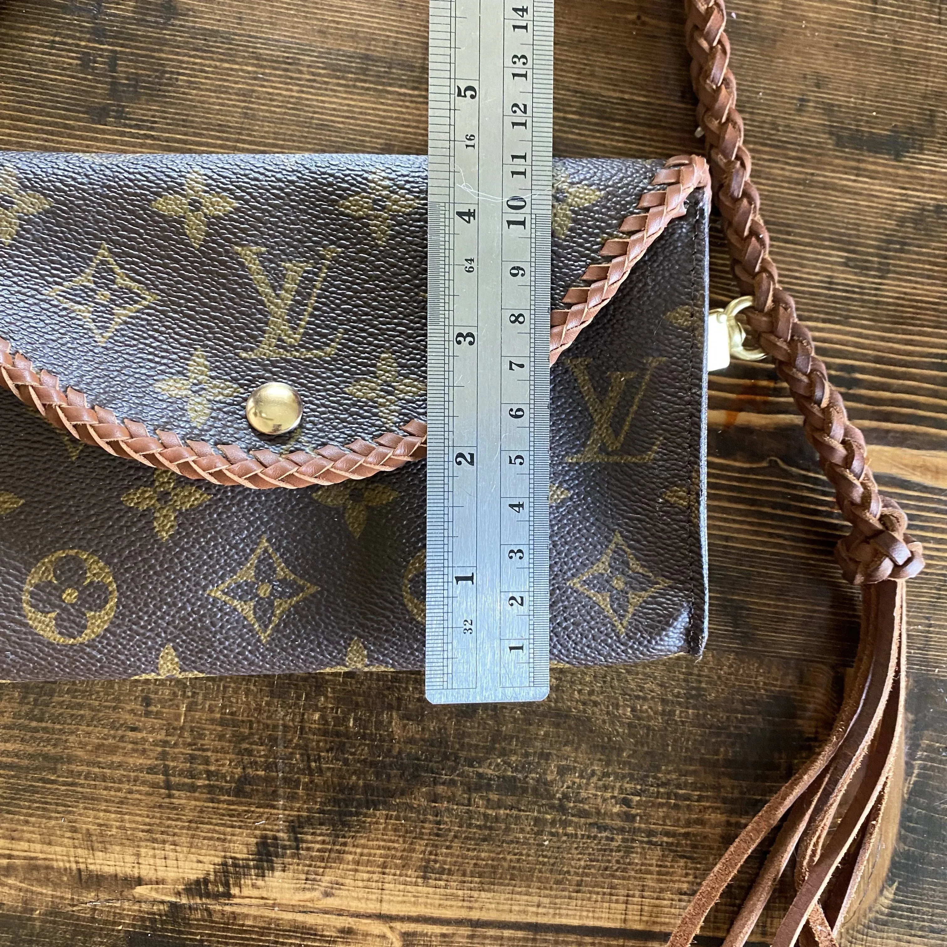 Vintage Whiskey Leather Crossbody Bag - The Junco Monogram