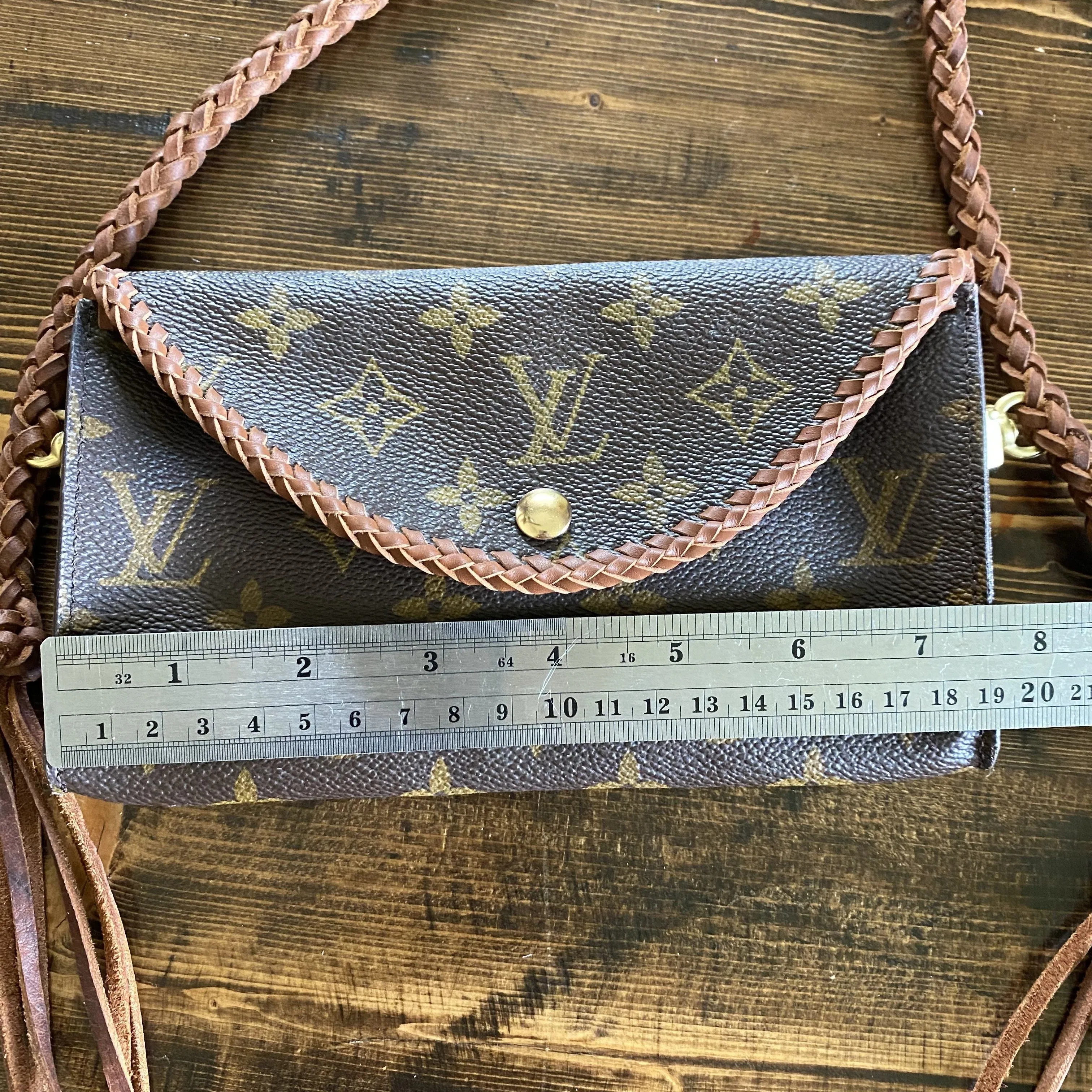 Vintage Whiskey Leather Crossbody Bag - The Junco Monogram