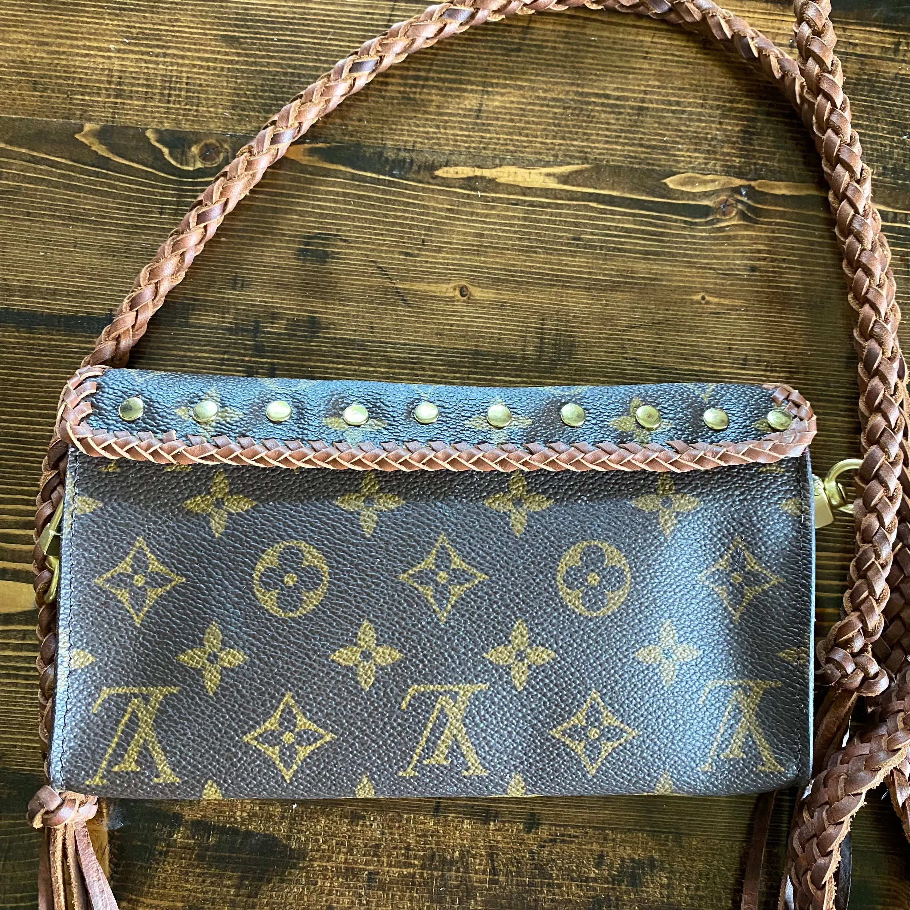 Vintage Whiskey Leather Crossbody Bag - The Junco Monogram